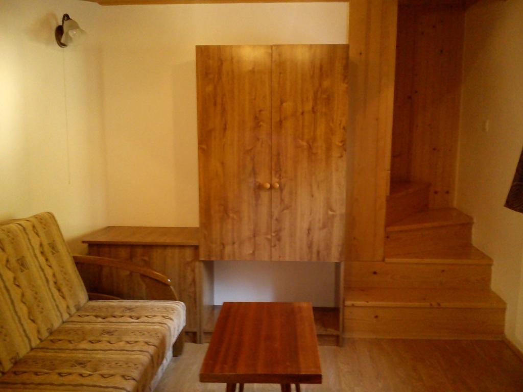 Guest House Pieninka Lesnica ภายนอก รูปภาพ